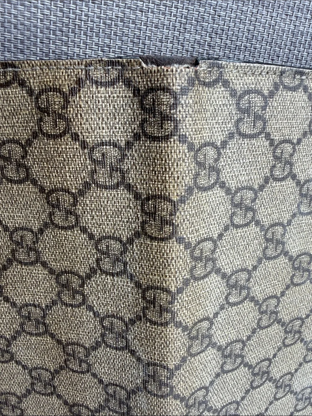 Vintage Gucci Beige/Brown GG Supreme Continental Wallet